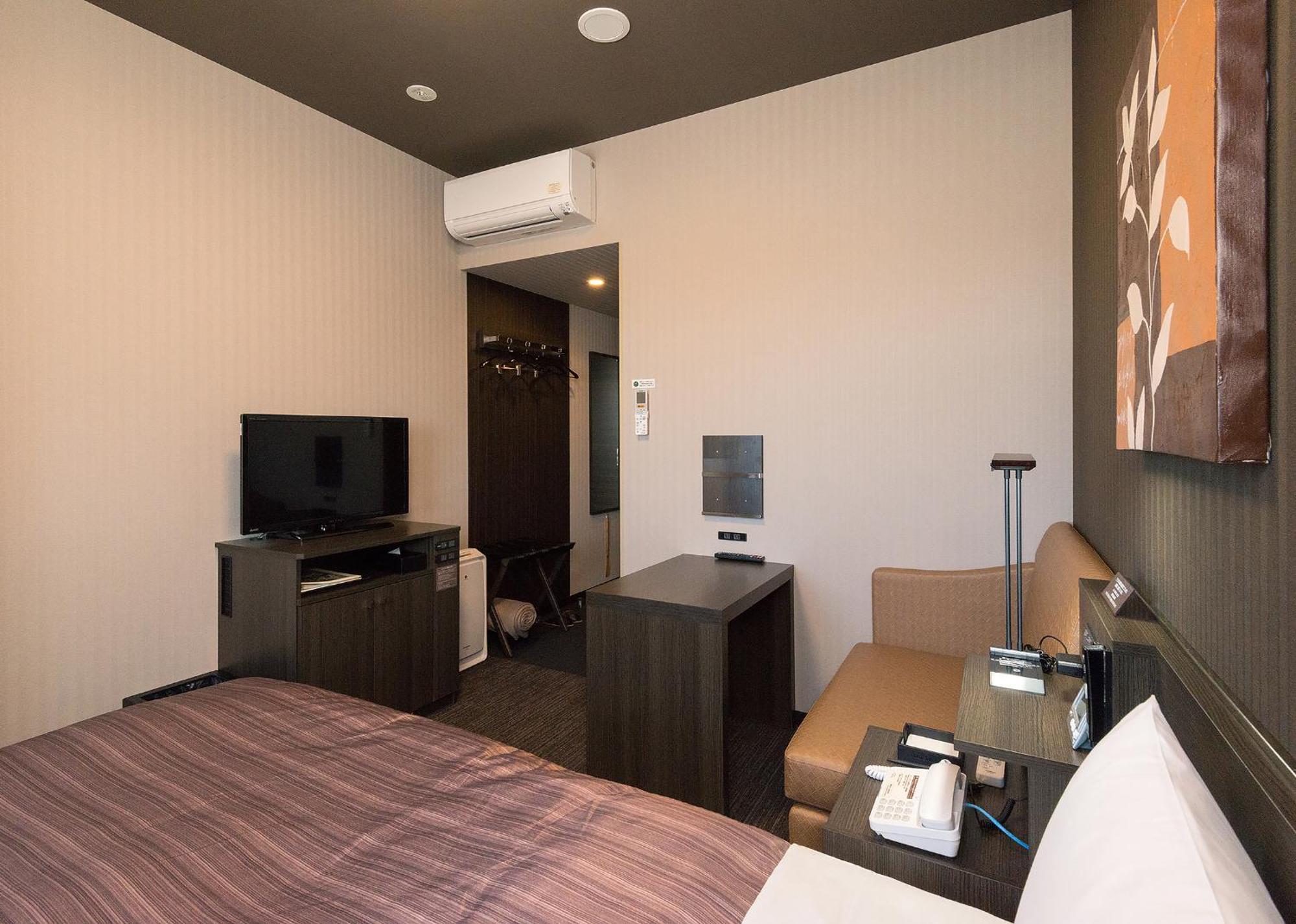 Hotel Route-Inn Chitose Ekimae Zewnętrze zdjęcie